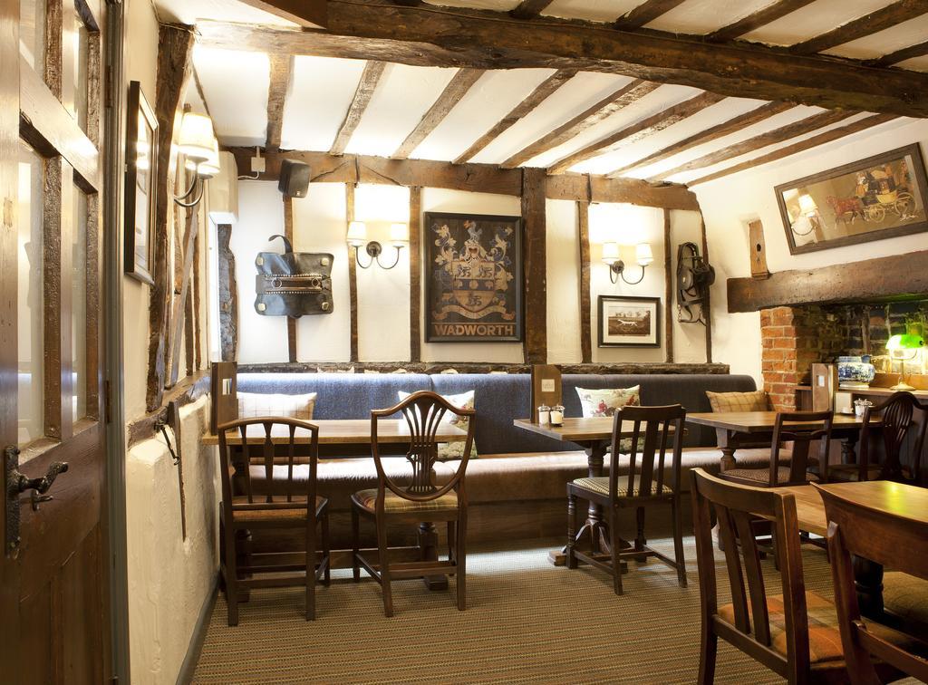 The Green Dragon Marlborough Exterior photo
